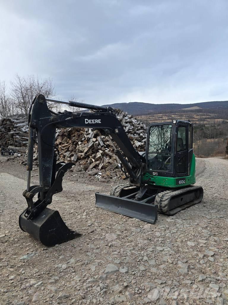 DEERE 60G Miniexcavadoras