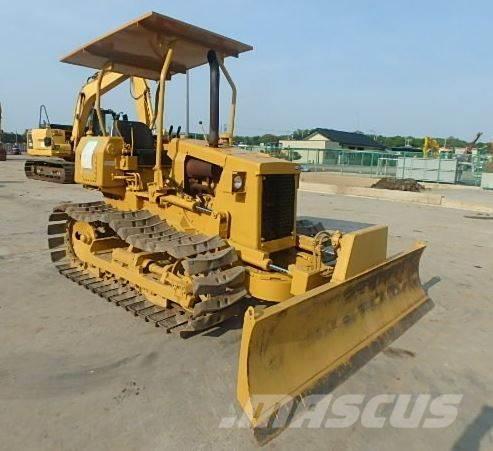 Mitsubishi BD2F Buldozer sobre oruga