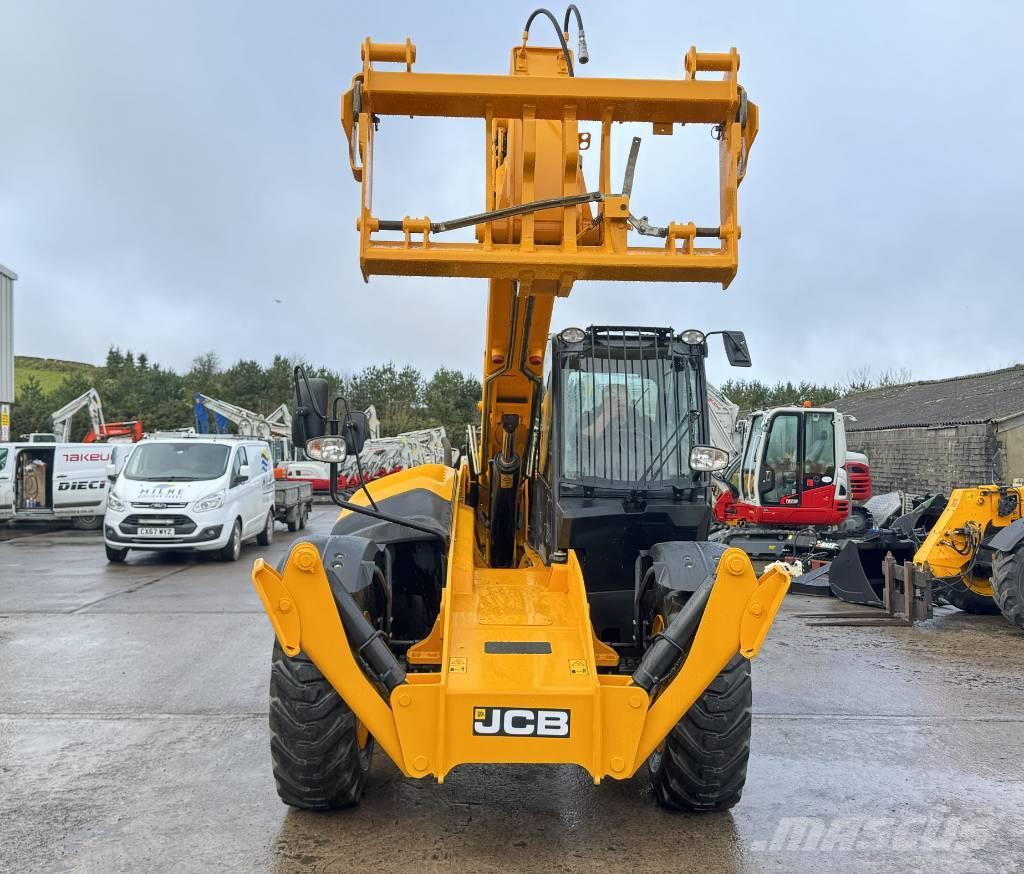 JCB 535-140 Carretillas telescópicas