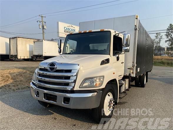 Hino 338 Camiones de caja de lona