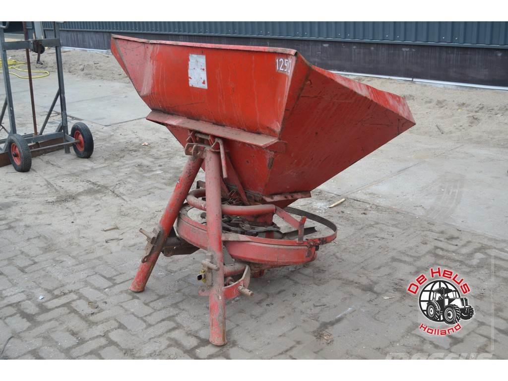 Lely 1250 Esparcidoras de minerales