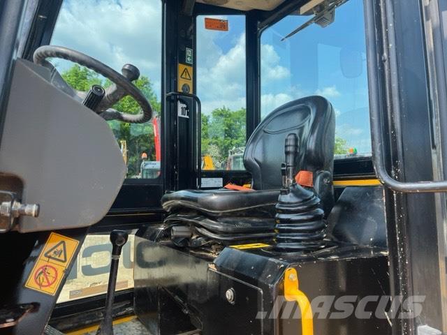 JCB 6ST Vehículos compactos de volteo