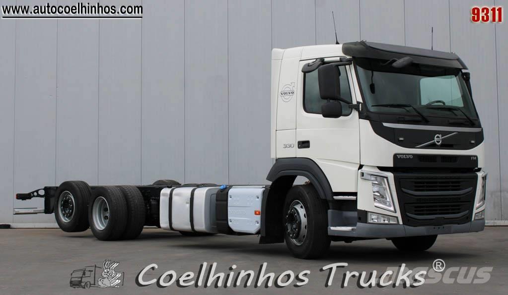 Volvo FM 330 Camiones con chasís y cabina