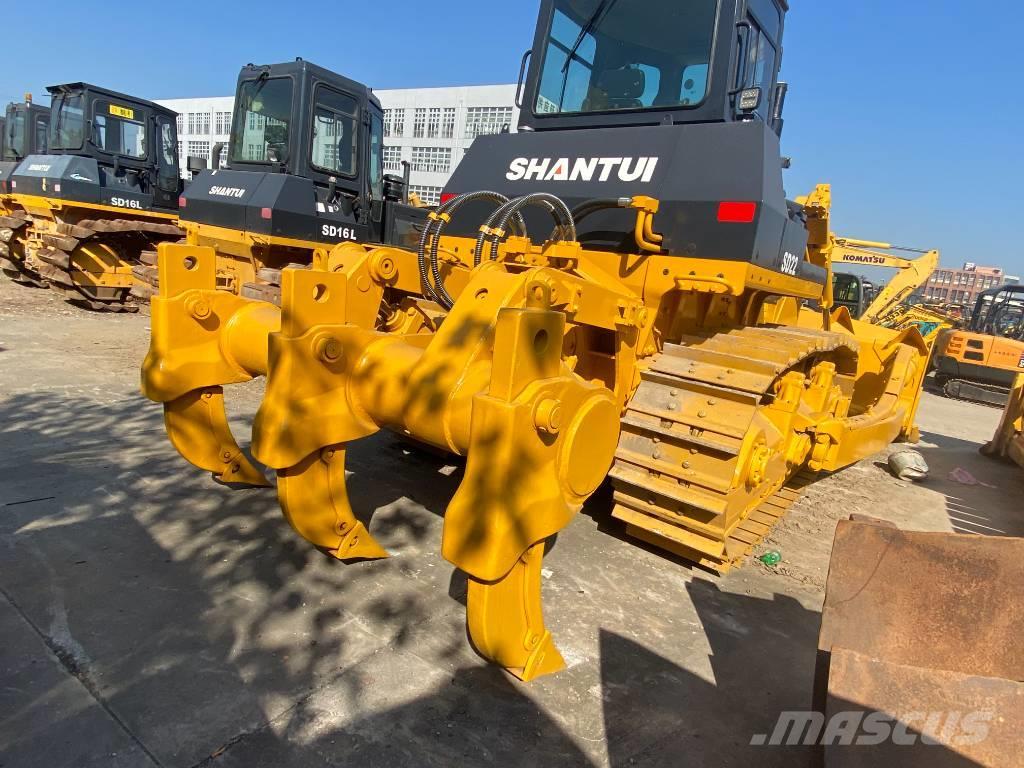 Shantui SD 22 Buldozer sobre oruga