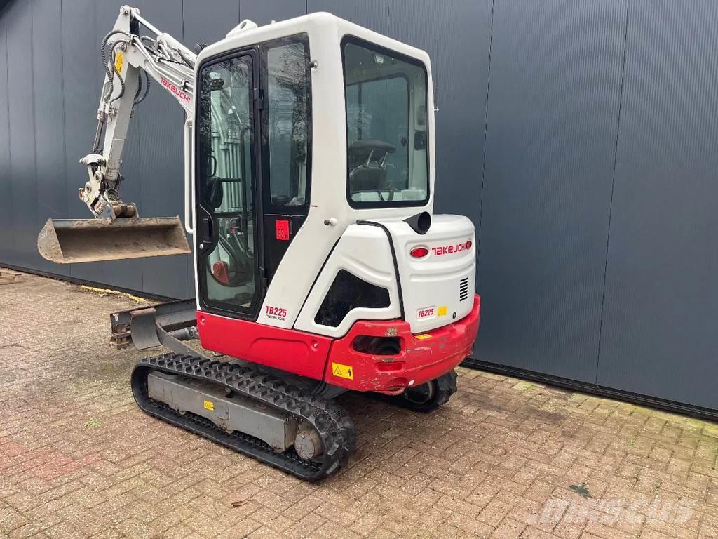 Takeuchi Tb225 Miniexcavadoras