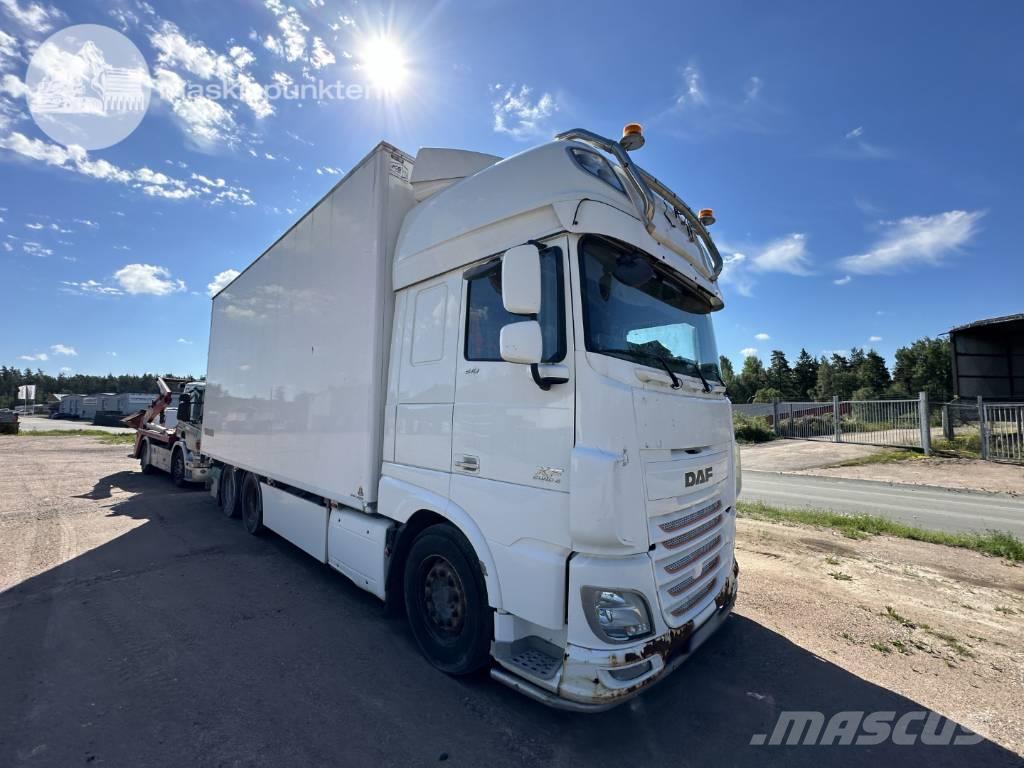 DAF XF 510 Camiones con caja de remolque