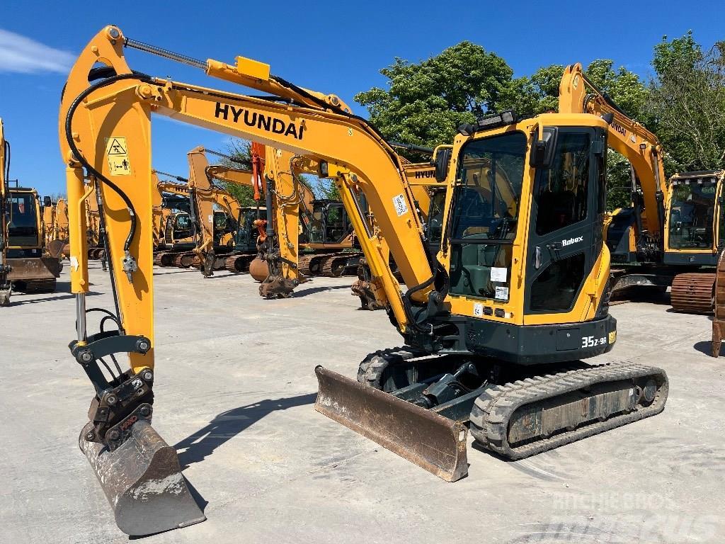 Hyundai R35Z-9A Miniexcavadoras