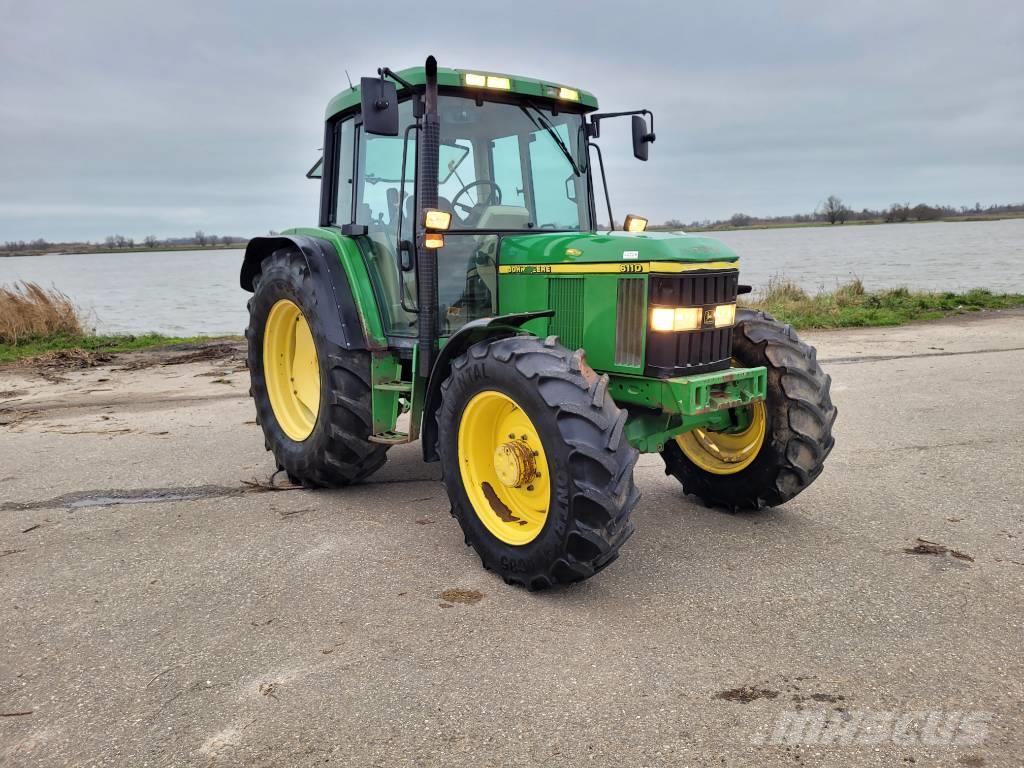 John Deere 6110 Tractores