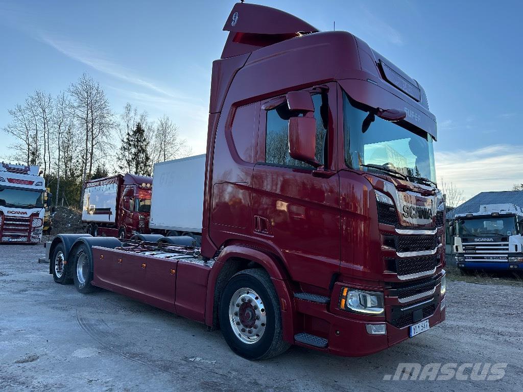 Scania R500B6X2NB Chassi Camiones con chasís y cabina