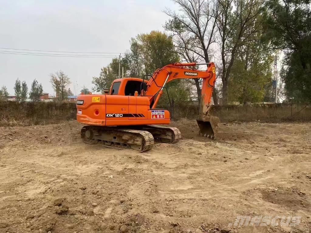 Doosan DX 120 Excavadoras sobre orugas