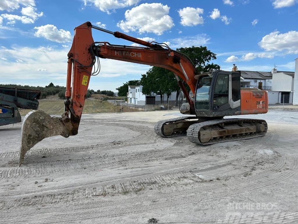 Hitachi ZX 210 Excavadoras sobre orugas