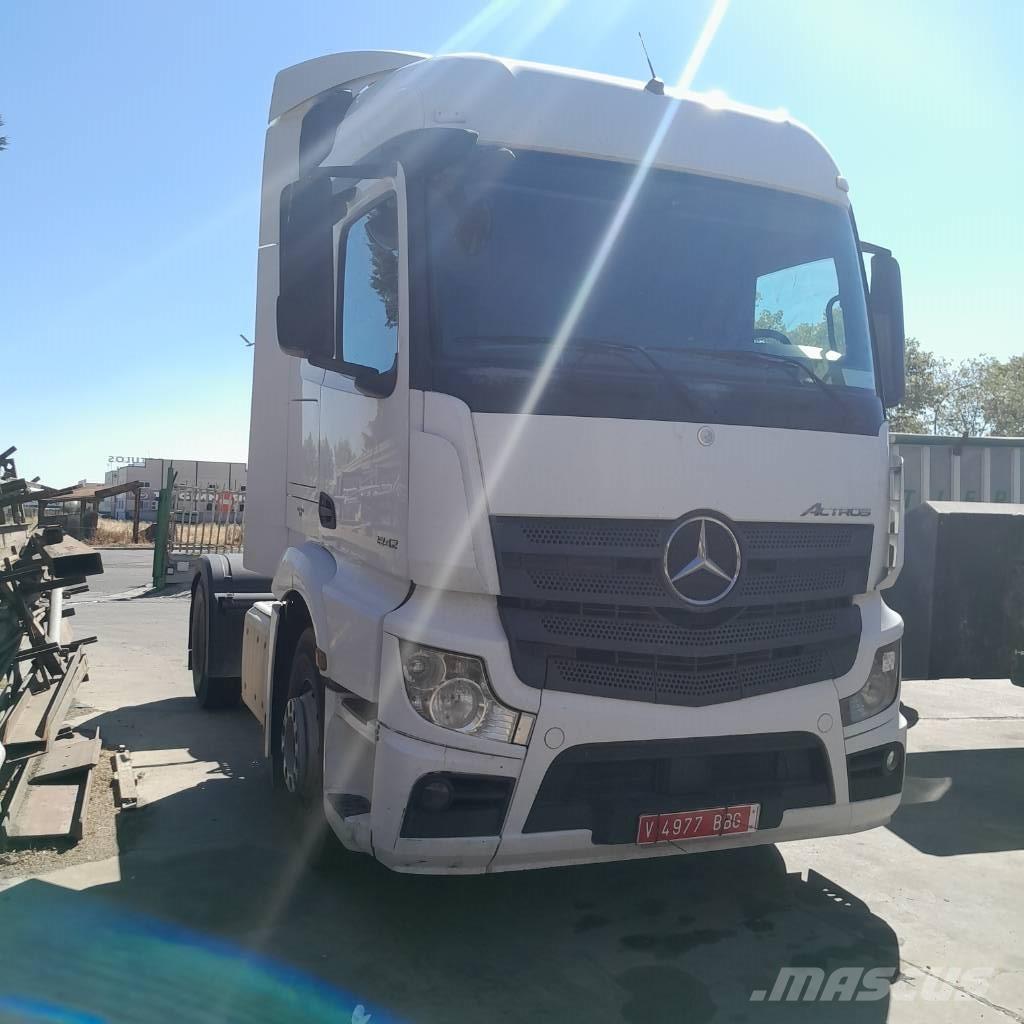 Mercedes-Benz 1842 Camiones tractor