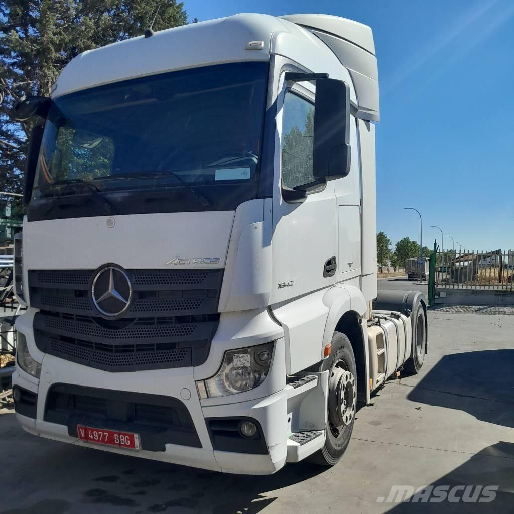 Mercedes-Benz 1842 Camiones tractor