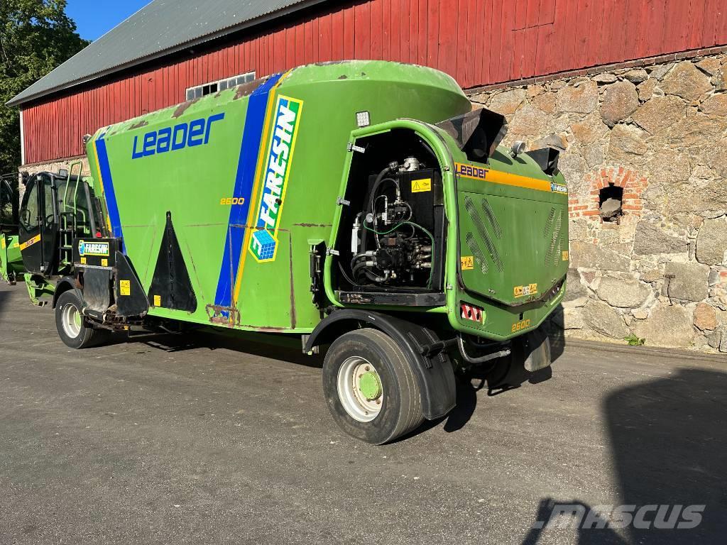 Faresin Leader 2600 Mezcladoras distribuidoras