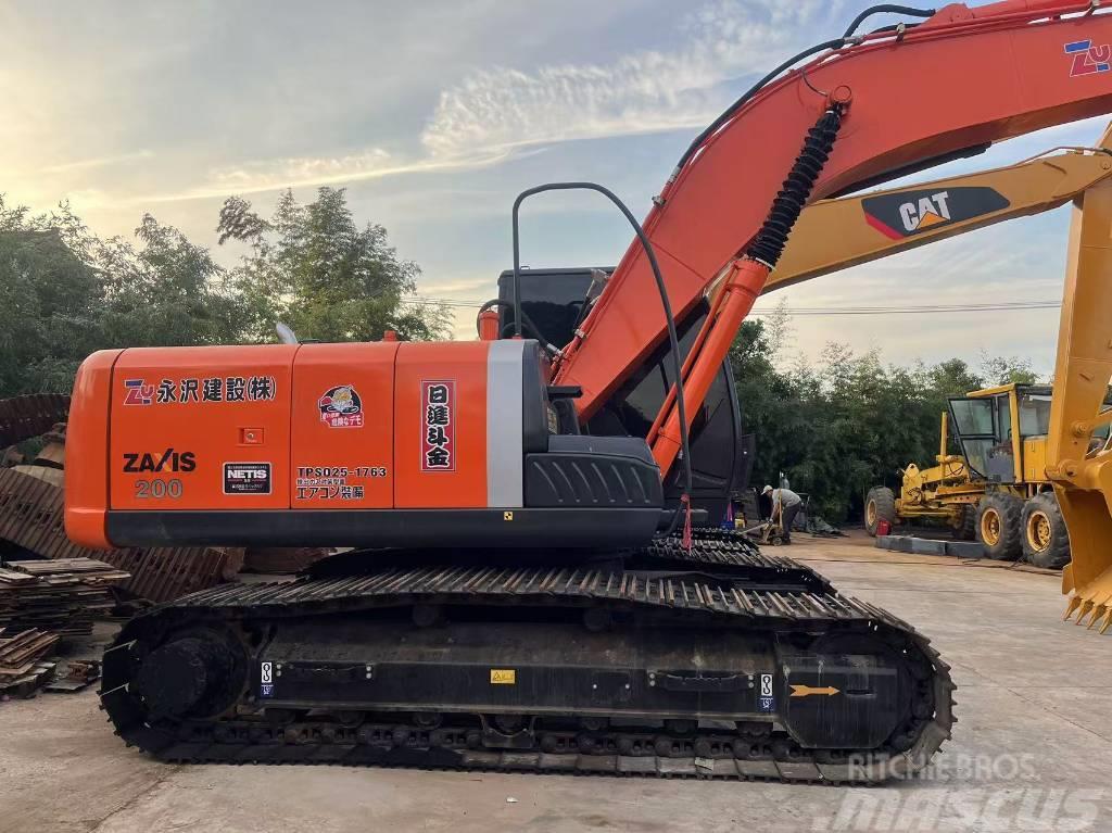 Hitachi ZX 200 Excavadoras sobre orugas