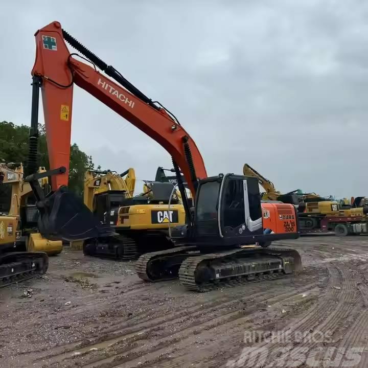 Hitachi ZX200 Excavadoras sobre orugas