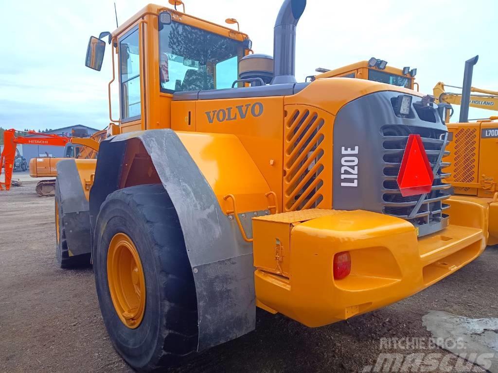 Volvo L120E RASVARILLA Cargadoras sobre ruedas