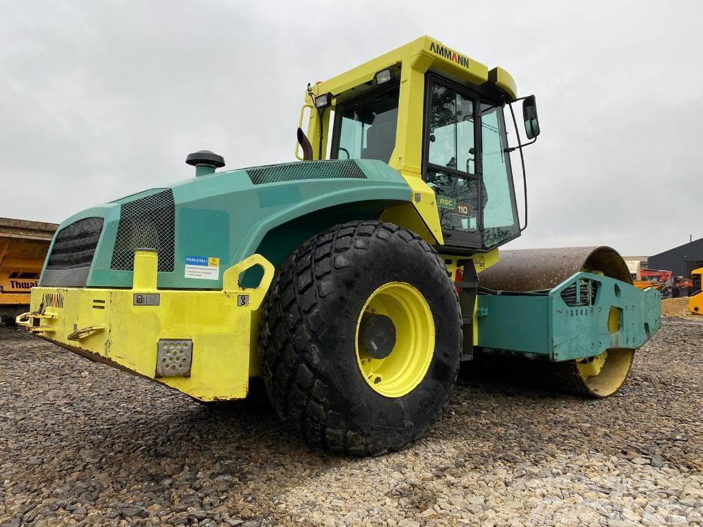 Ammann ASC 110 Rodillos de un solo tambor