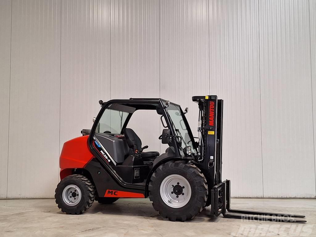 Manitou MC25-4 Camiones diesel