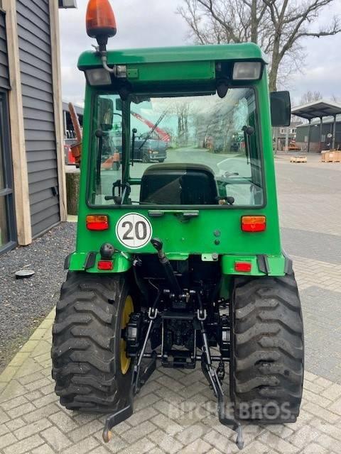 John Deere 2520 Tractores