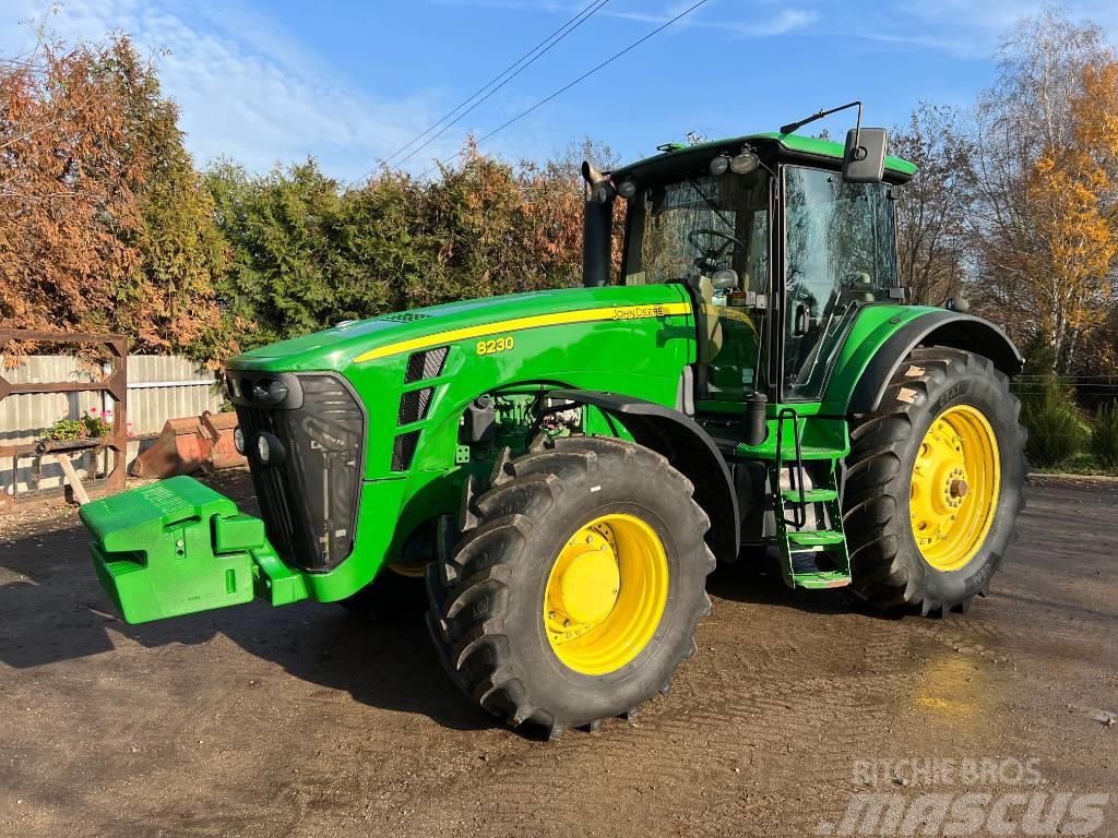 John Deere 8230 Tractores