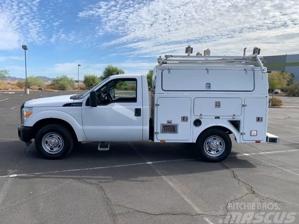 Ford F 350 Caja abierta/laterales abatibles