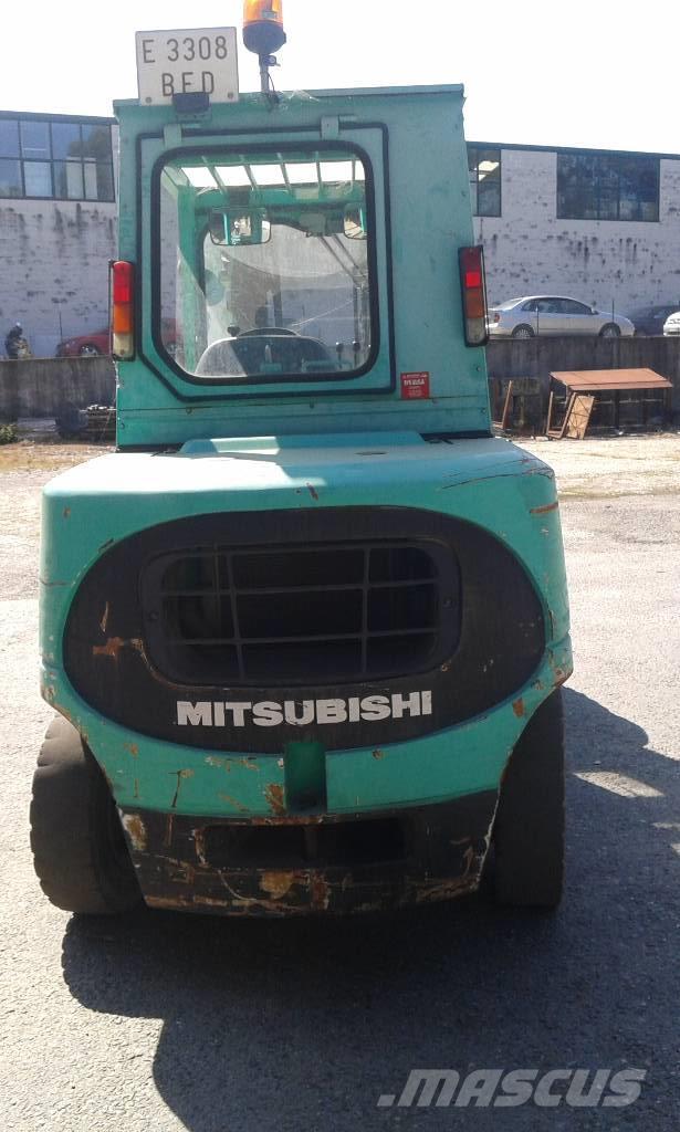 Mitsubishi FD45K2 Camiones diesel