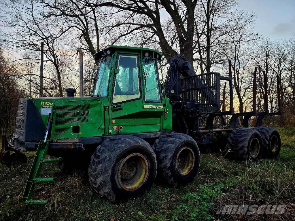 John Deere 1110D Transportadoras