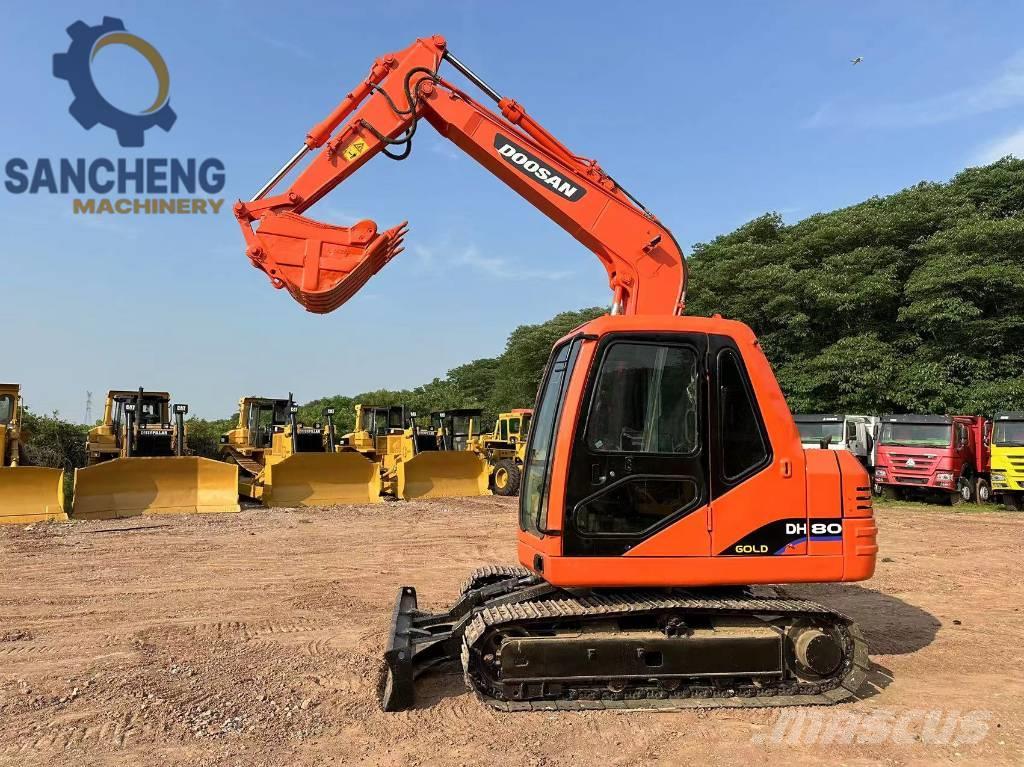 Doosan DH 80 Excavadoras 7t - 12t