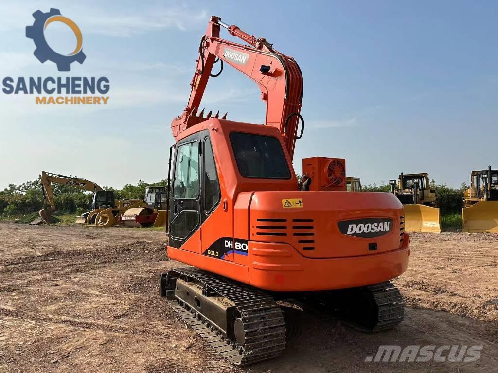 Doosan DH 80 Excavadoras 7t - 12t