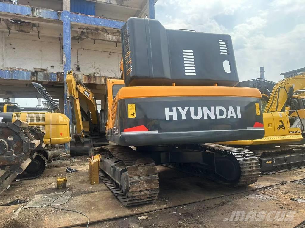 Hyundai 330-9S Excavadoras sobre orugas