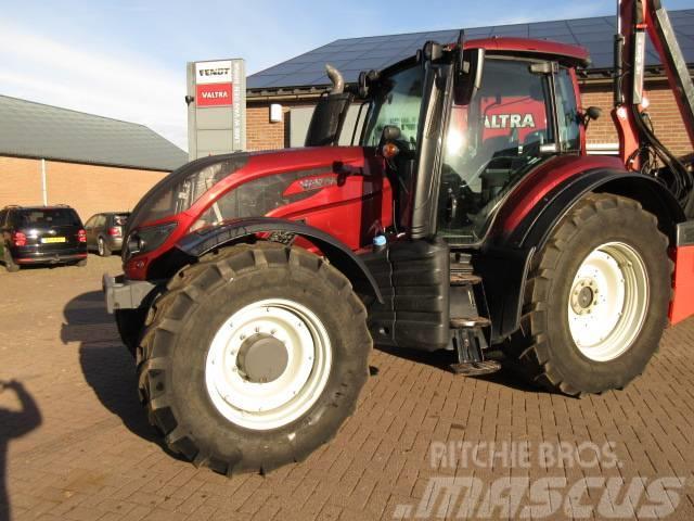 Valtra T174 VERSU Tractores