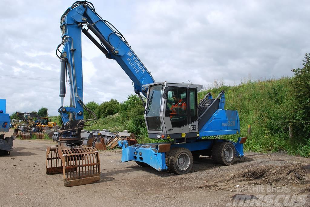 Fuchs MHL320 Manejadores de residuos industriales