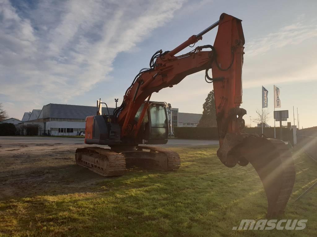 Hitachi ZX225USLC-3 Excavadoras sobre orugas