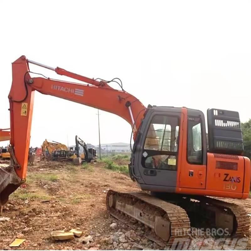 Hitachi ZX130-5A Excavadoras sobre orugas