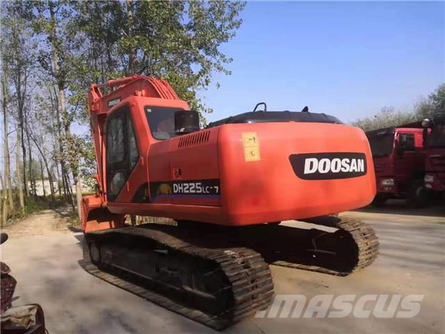 Doosan DH225 Excavadoras sobre orugas