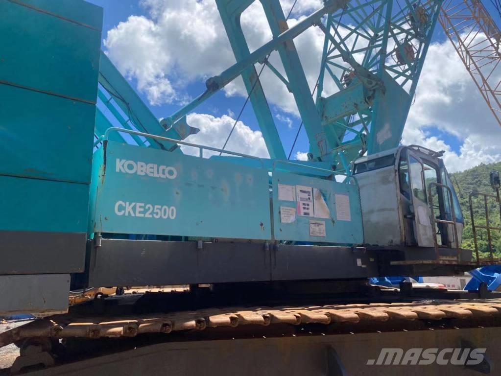 Kobelco CKE 2500 Grúas de oruga