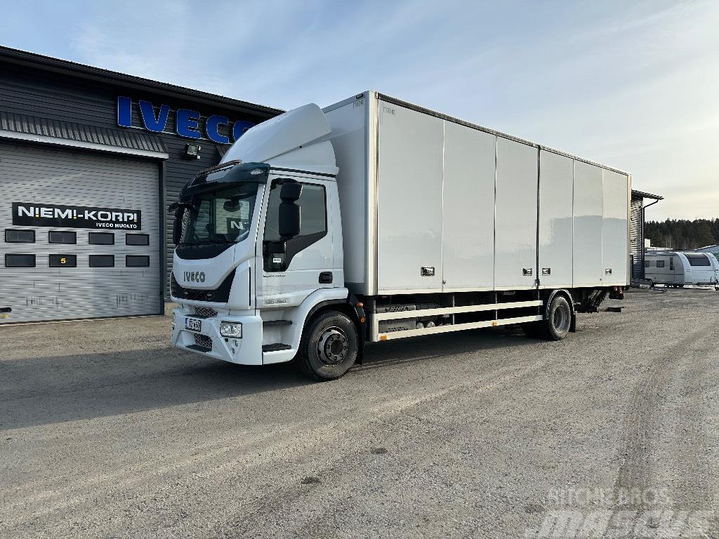 Iveco Eurocargo 160E28 Camiones con caja de remolque