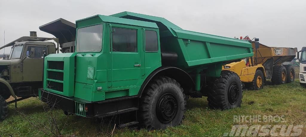 Belaz 75051 Camiones de volteo rigidos