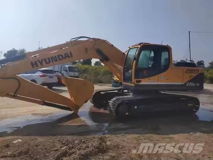 Hyundai R220 Excavadoras sobre orugas