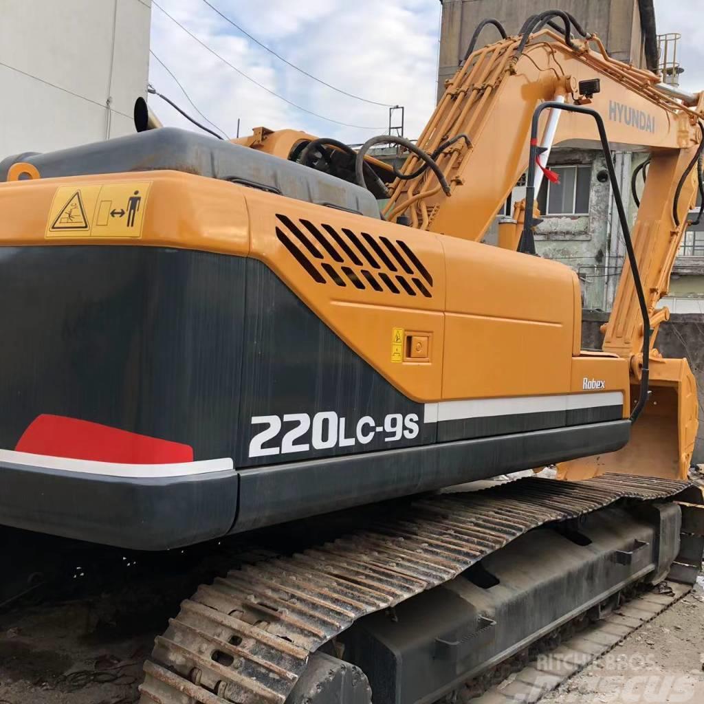 Hyundai R220LC-9S Excavadoras sobre orugas