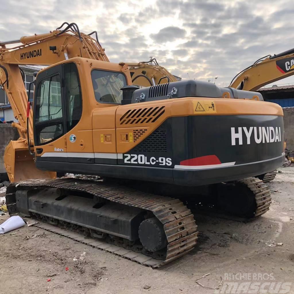 Hyundai R220LC-9S Excavadoras sobre orugas