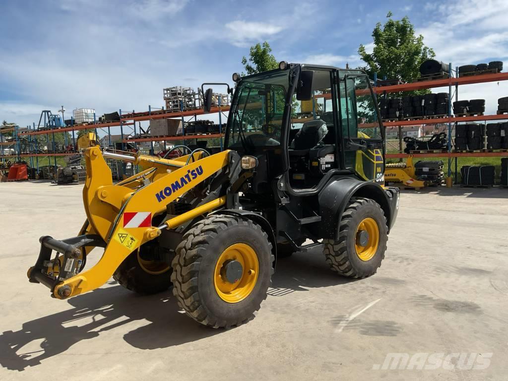 Komatsu WA80M-8 Cargadoras sobre ruedas