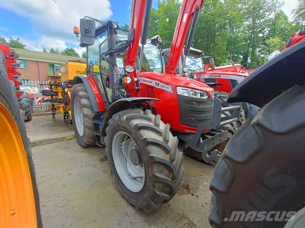 Massey Ferguson 5711 Tractores