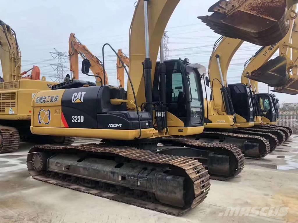 CAT 323 D Excavadoras sobre orugas