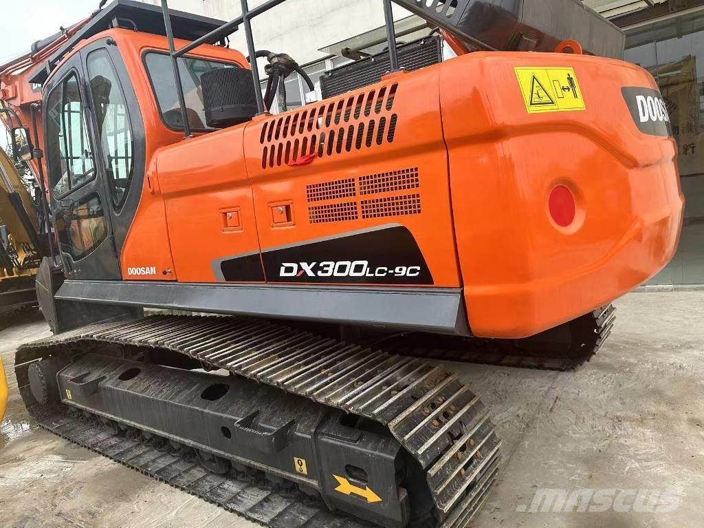 Doosan 300LC-9 Excavadoras sobre orugas