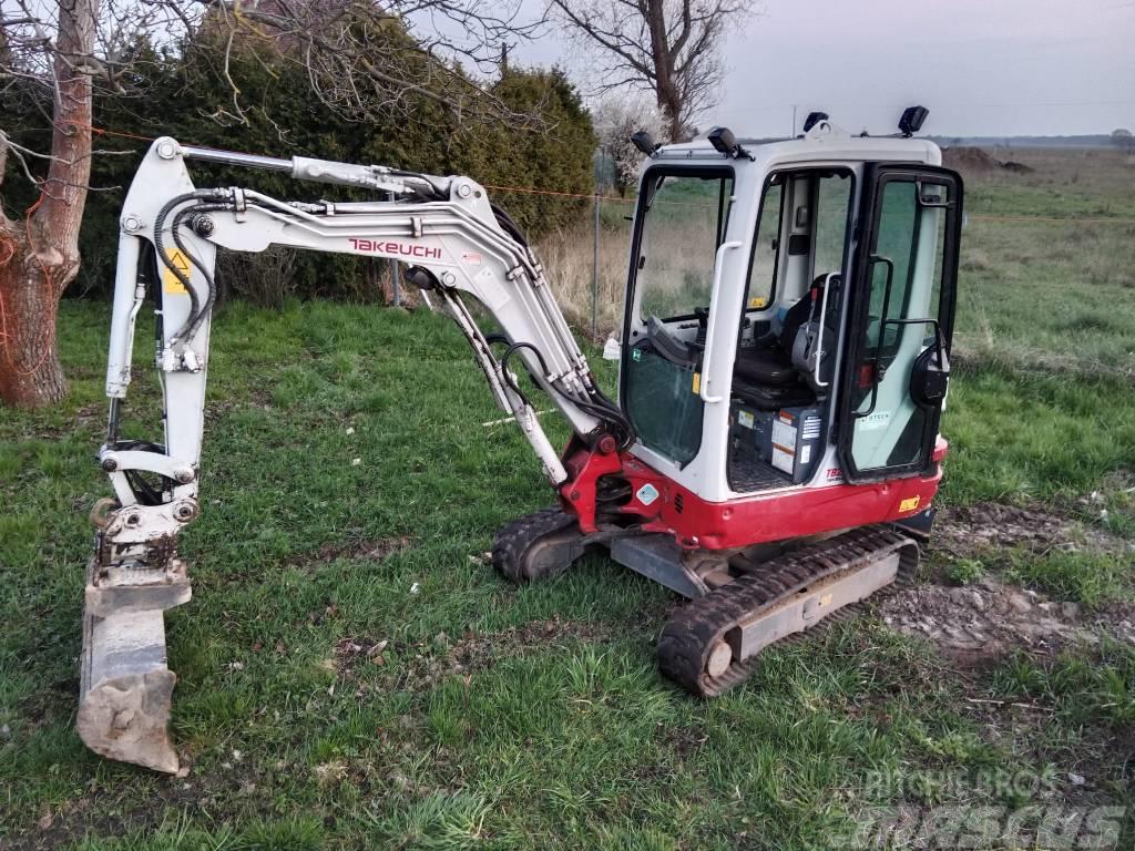 Takeuchi TB 225 Miniexcavadoras