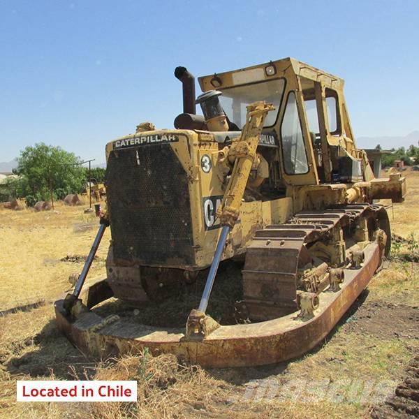 CAT D8K Buldozer sobre oruga