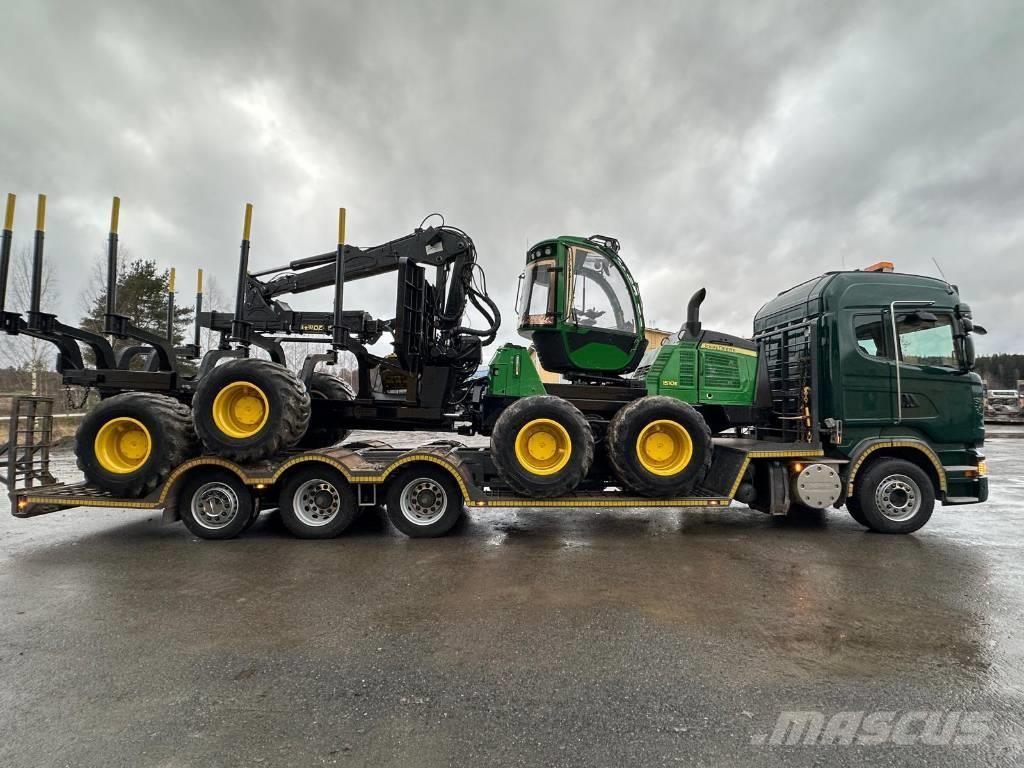 Scania R 730 Forest machine transport trucks