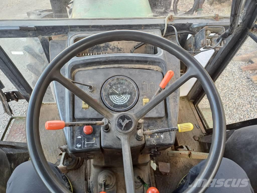 John Deere 3040 Tractores